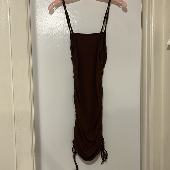 Brown Ribbed Dress. - Picture 5 of 5